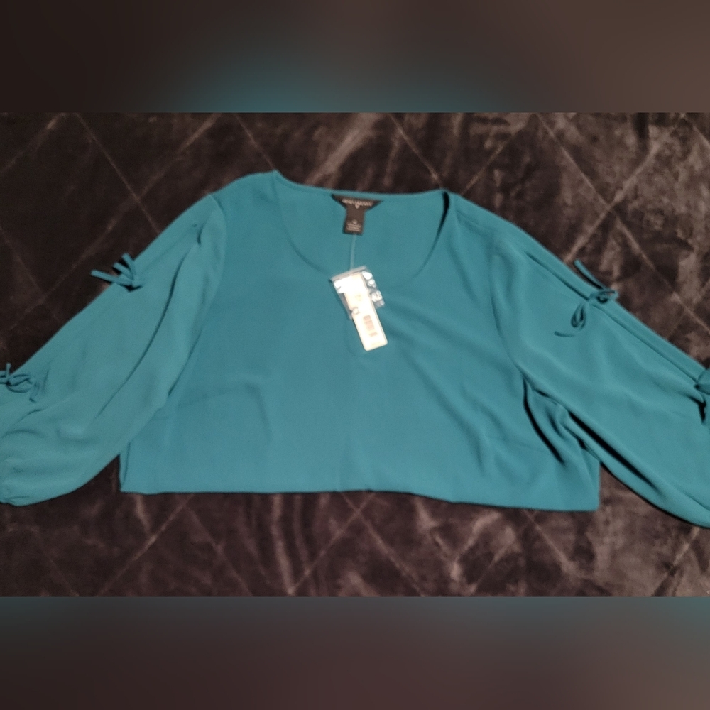 NWT - 1X Casual Teal 3/4 sleeve Blouse